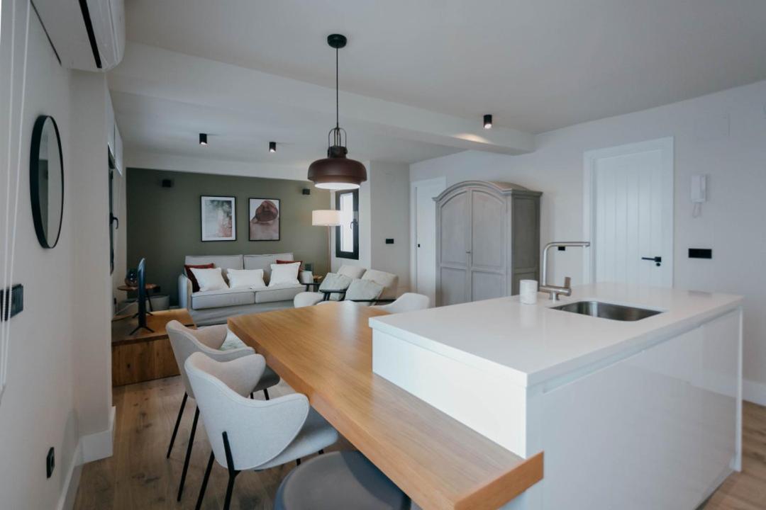 Elegant And Luxury 2Bd 2Bth- Alfalfa Sevilla Eksteriør billede